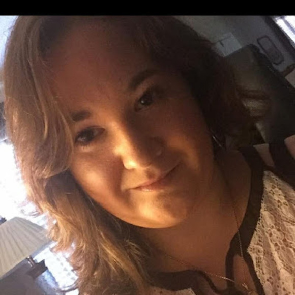 Meet your Posher, Taylor kaitlin marie - Picture 1 of 1